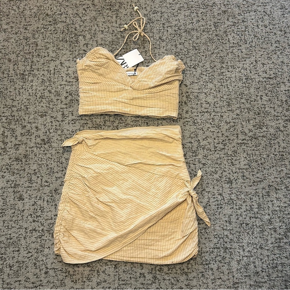 NWT Zara Tan & Beige Pinstriped Drape Wrapped Mini Skirt & Crop Top Size S & M